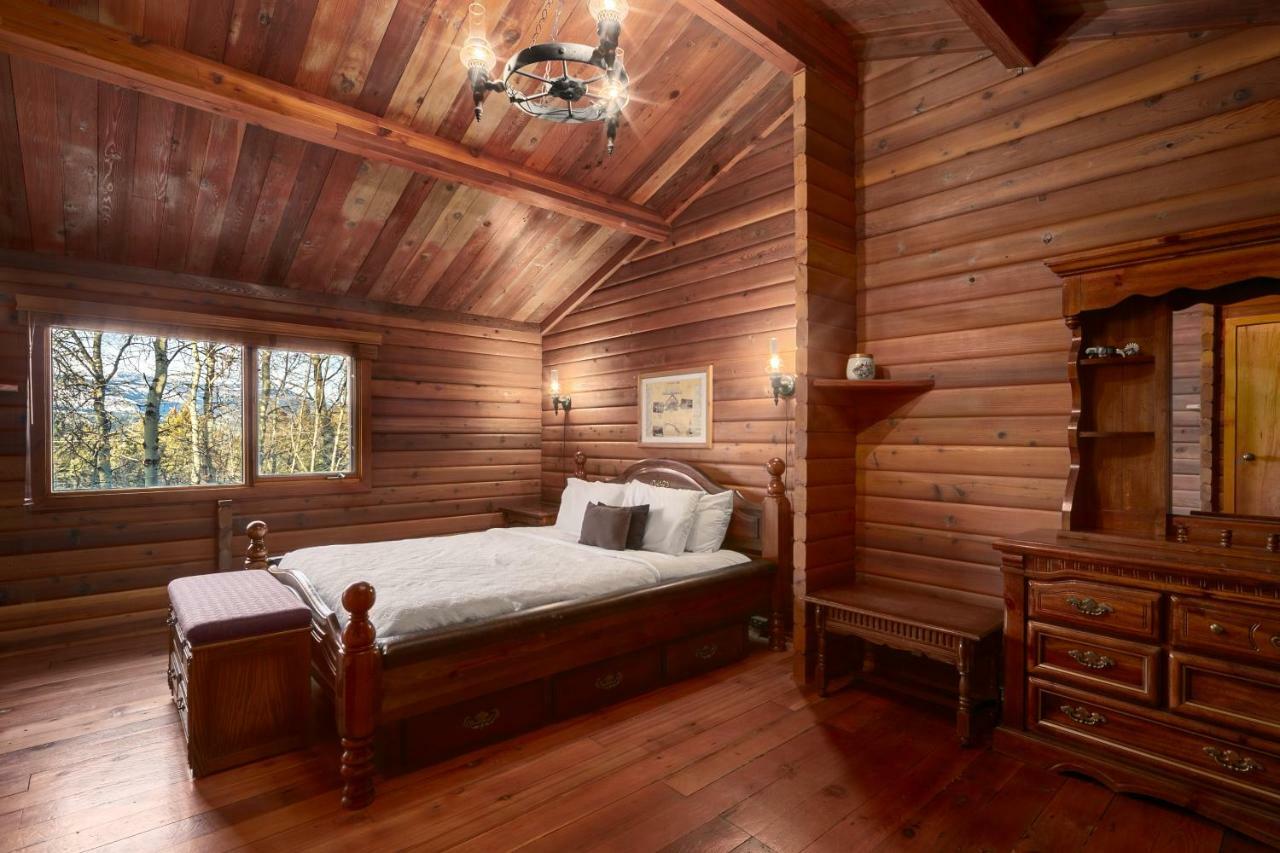 Creekside Cabin Фэрмонт-Хот-Спрингс Экстерьер фото